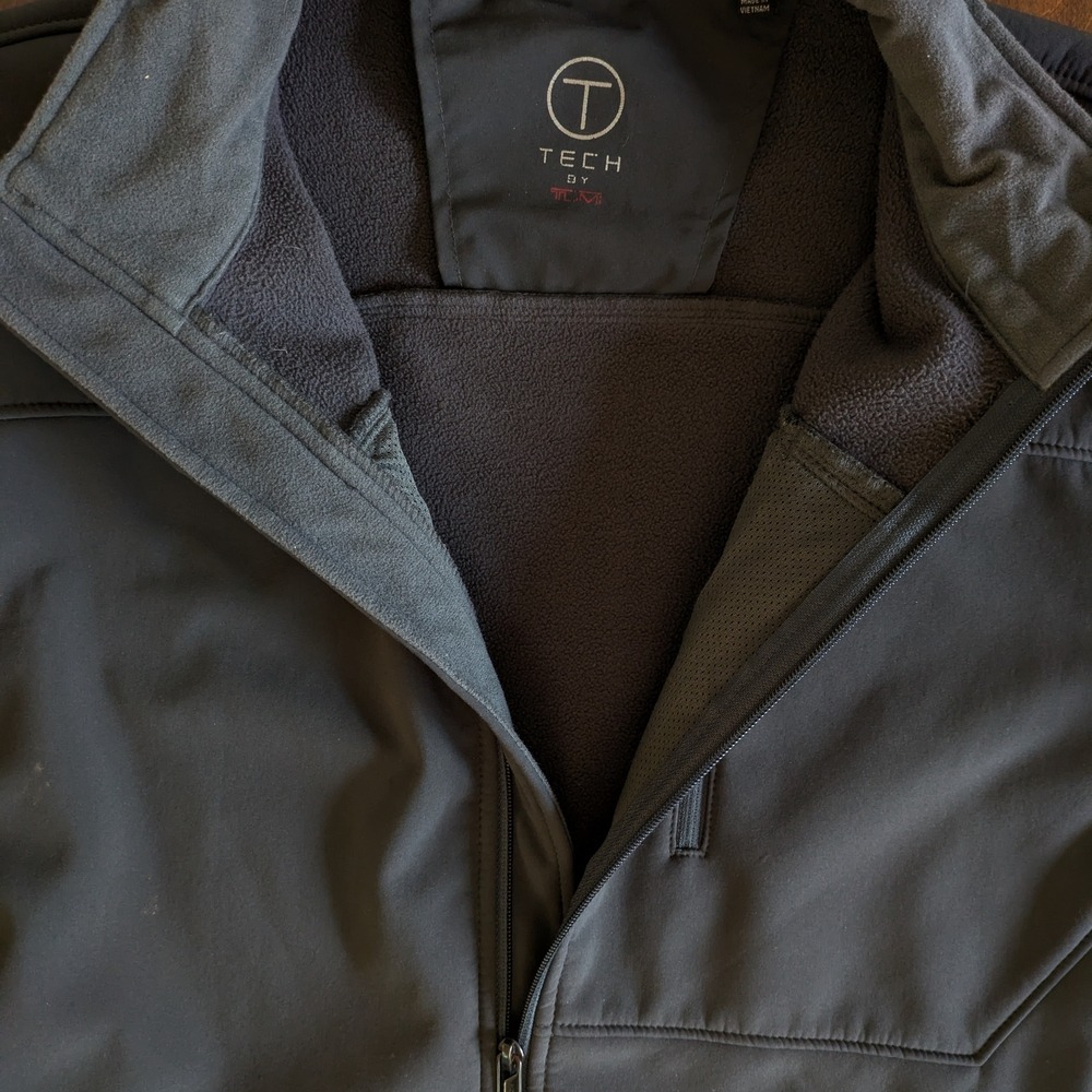 Tech By Tumi Softshell Zip Jacket Men's Large Gray‎ Pockets Fleece Lined - Picture 2 of 7
